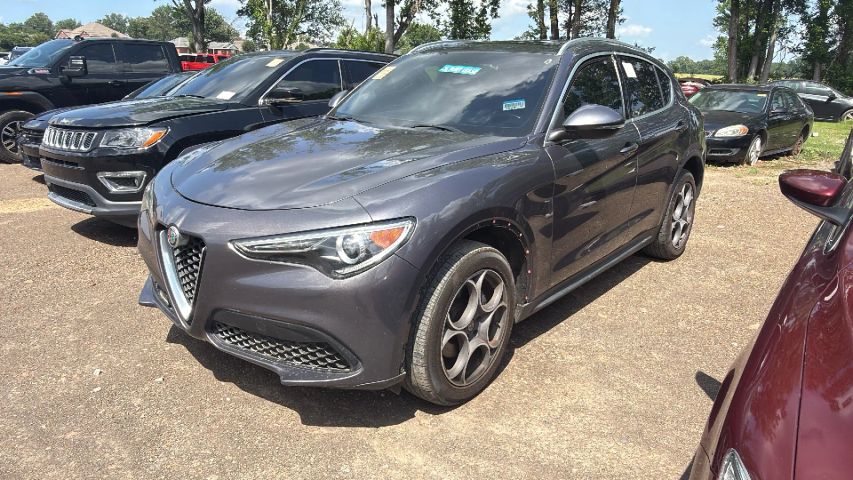 alfa romeo stelvio 2018 ZASFAKAN4J7B62906 image alfa romeo stelvio 2018 ZASFAKAN4J7B62906 image